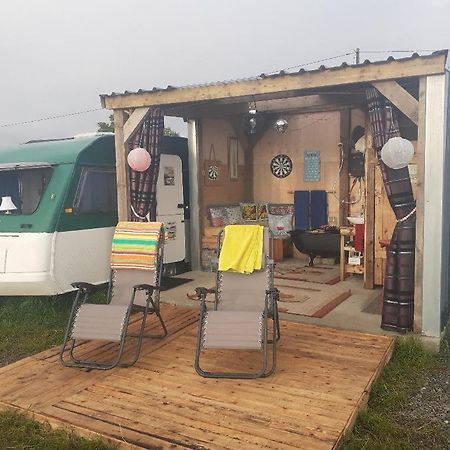 Father Ted Retro Caravan! Drumaville Kültér fotó